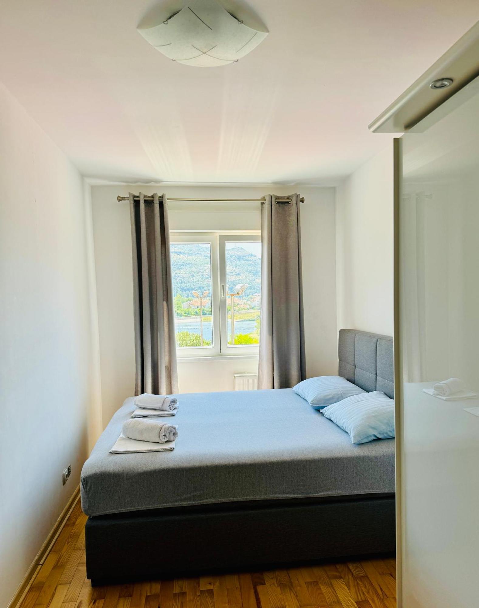 Apartman Srna Требине Екстериор снимка