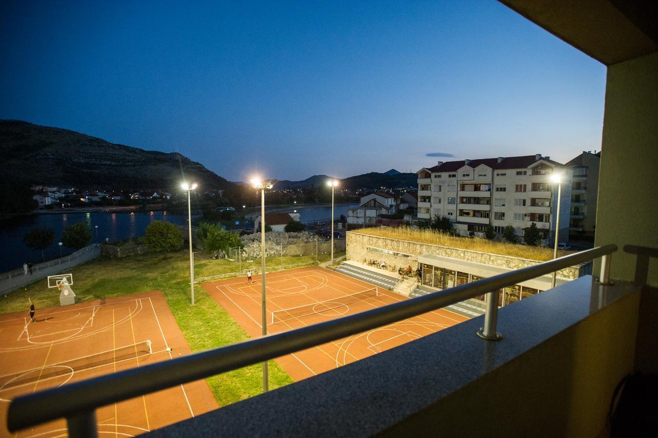 Apartman Srna Требине Екстериор снимка