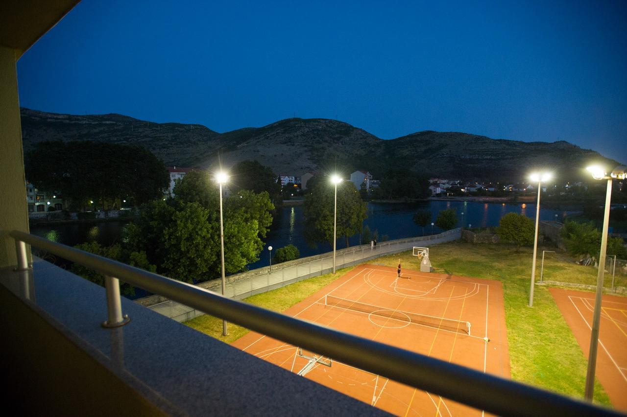 Apartman Srna Требине Екстериор снимка